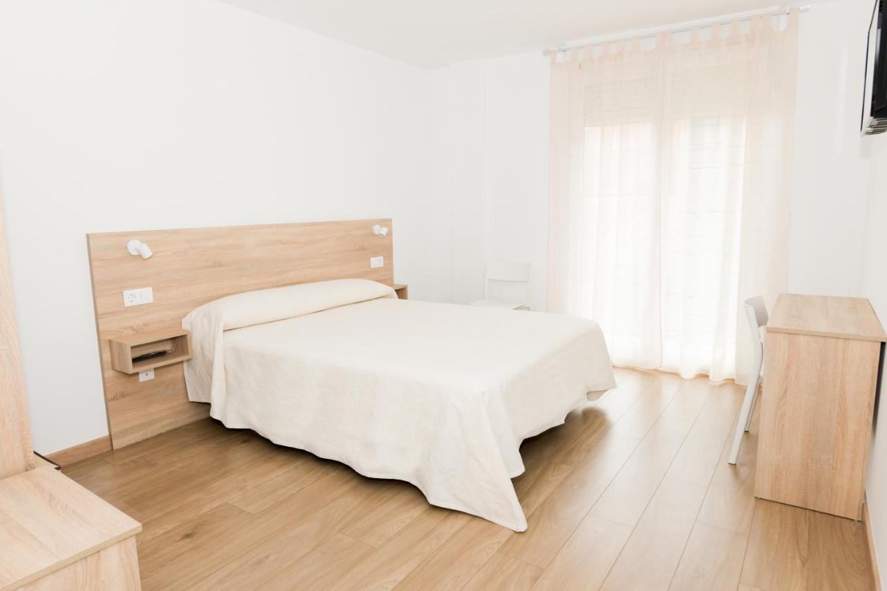 Hotel Faro De Финистере Екстериор снимка