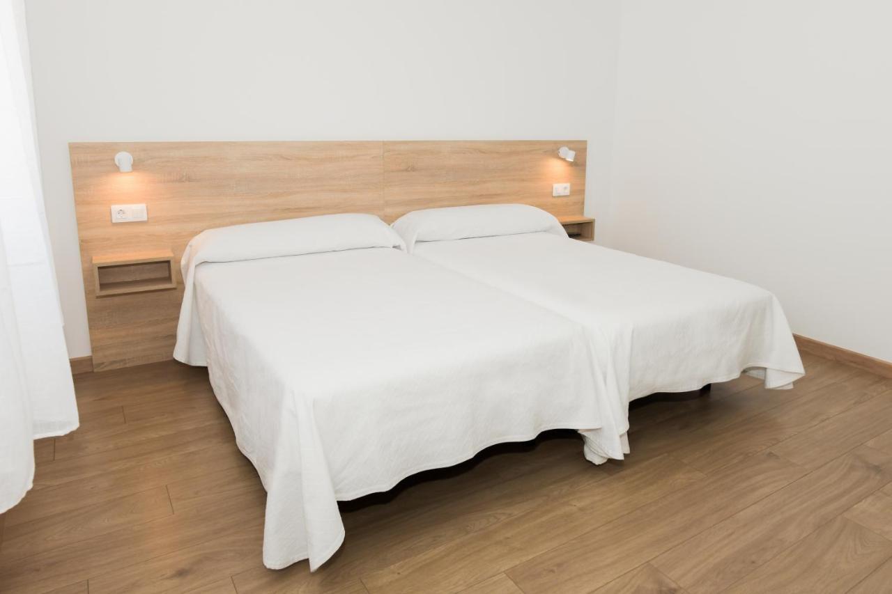 Hotel Faro De Финистере Екстериор снимка